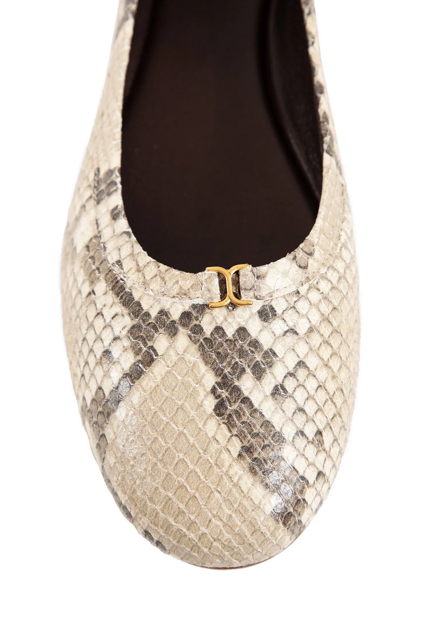 CHLO WOMAN BEIGE FLATS