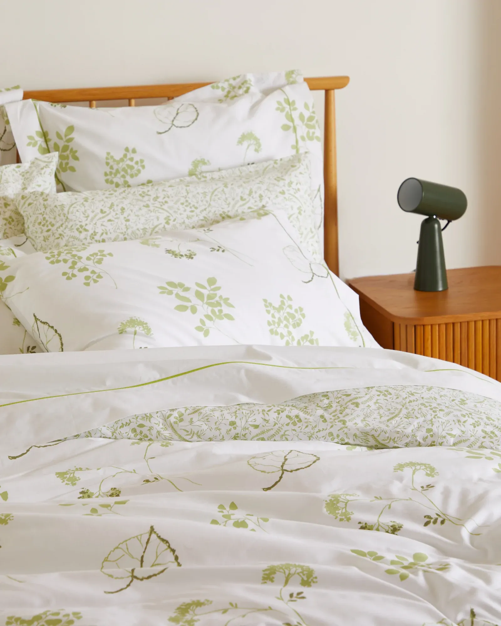 Foxford Meadow Square Pillowcase